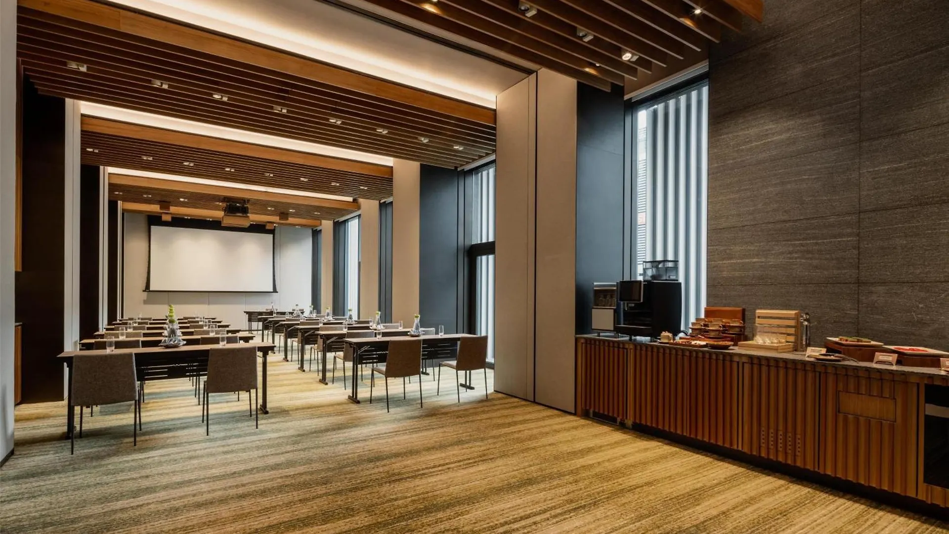 Hyatt Centric Kota Kinabalu Hotel