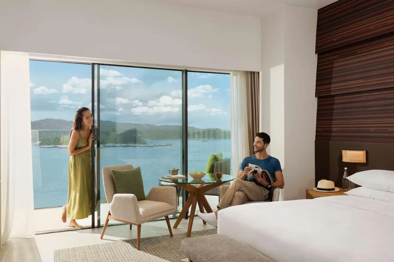 Отель Hyatt Centric Кота-Кинабалу 5*,  Малайзия