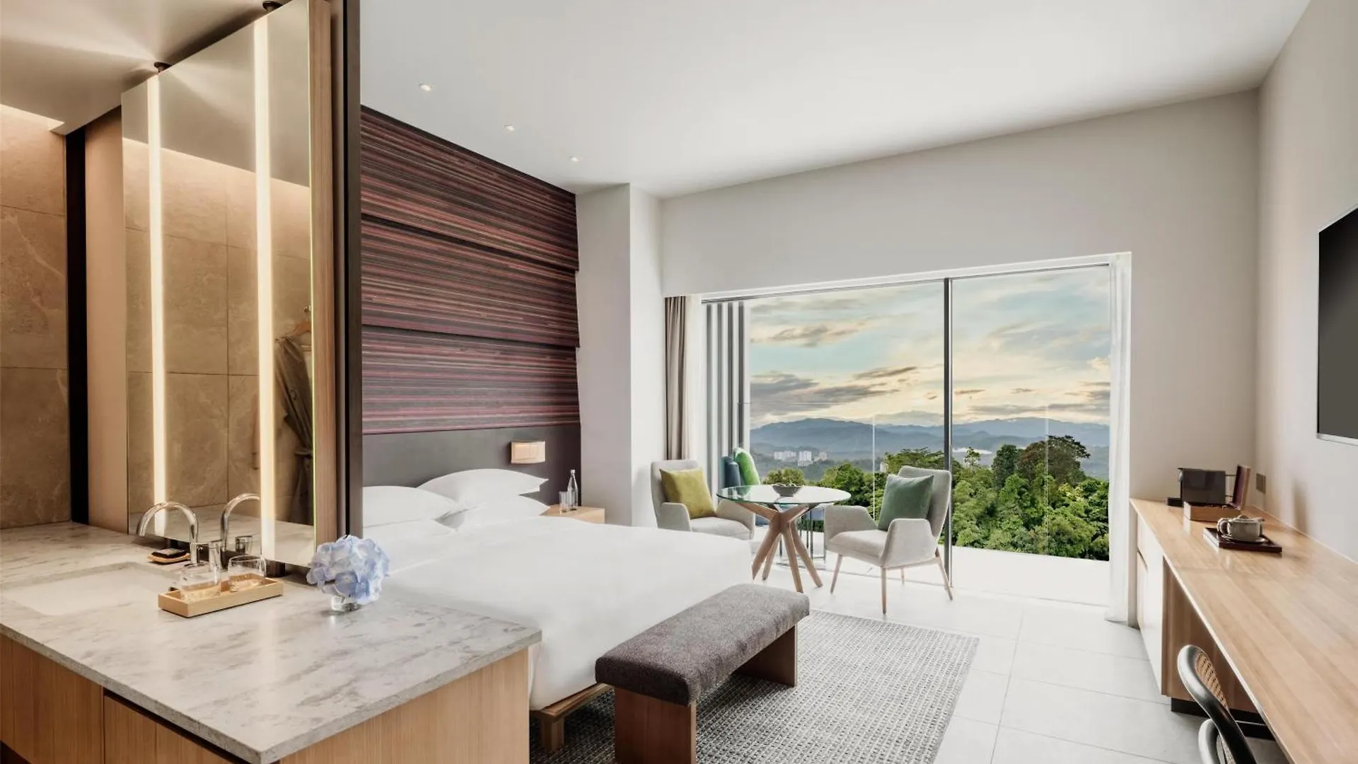 Hyatt Centric Kota Kinabalu Hotel