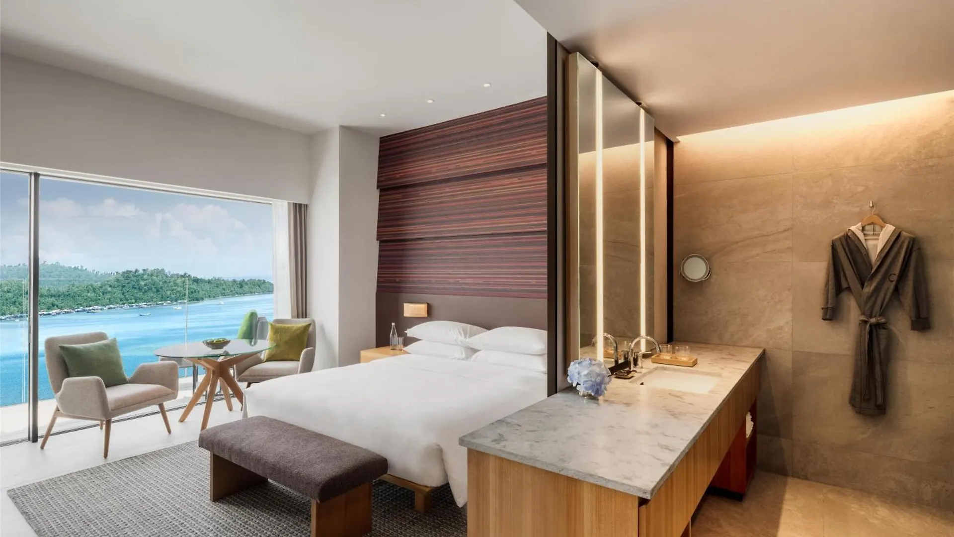 Hyatt Centric Kota Kinabalu Hotel